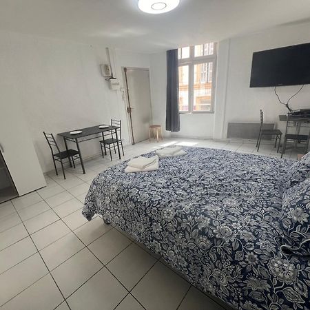 Studio Tapisvert St Charles Canebiere Vieux Port Marsella Exterior foto